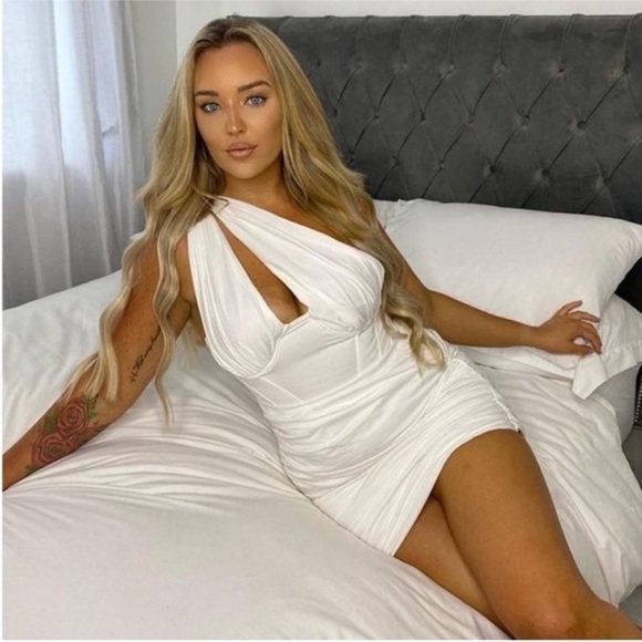 House of CB CLEMENTINE White Cut Out Mini Dress size L(P) - Picture 2 of 14